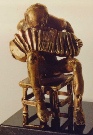 Quejas de bandone�n , bronce, alt. 10,5 cm., 1991.